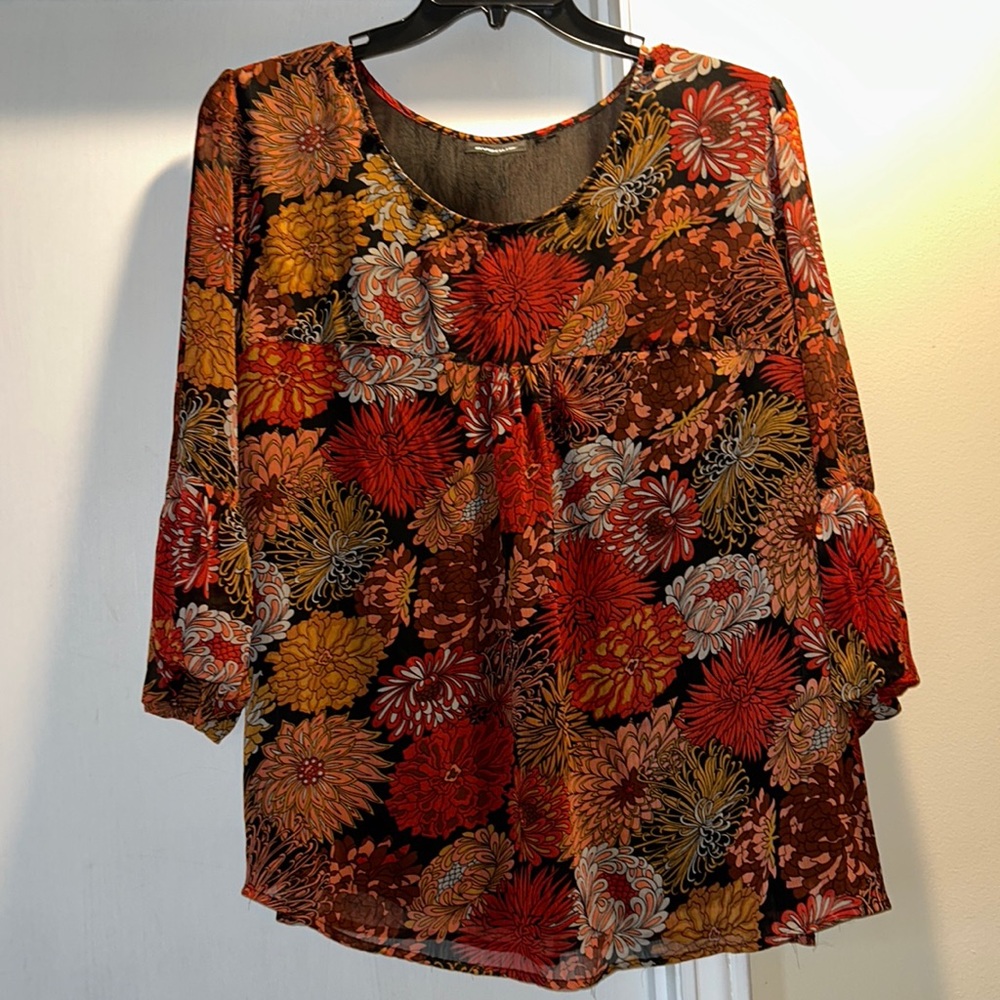 Plus Size Avenue Red and Brown Floral Bell Sleeve Blouse - Picture 1 of 8